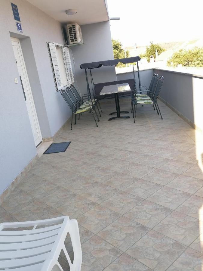 Apartment Slavica Трогир Екстериор снимка