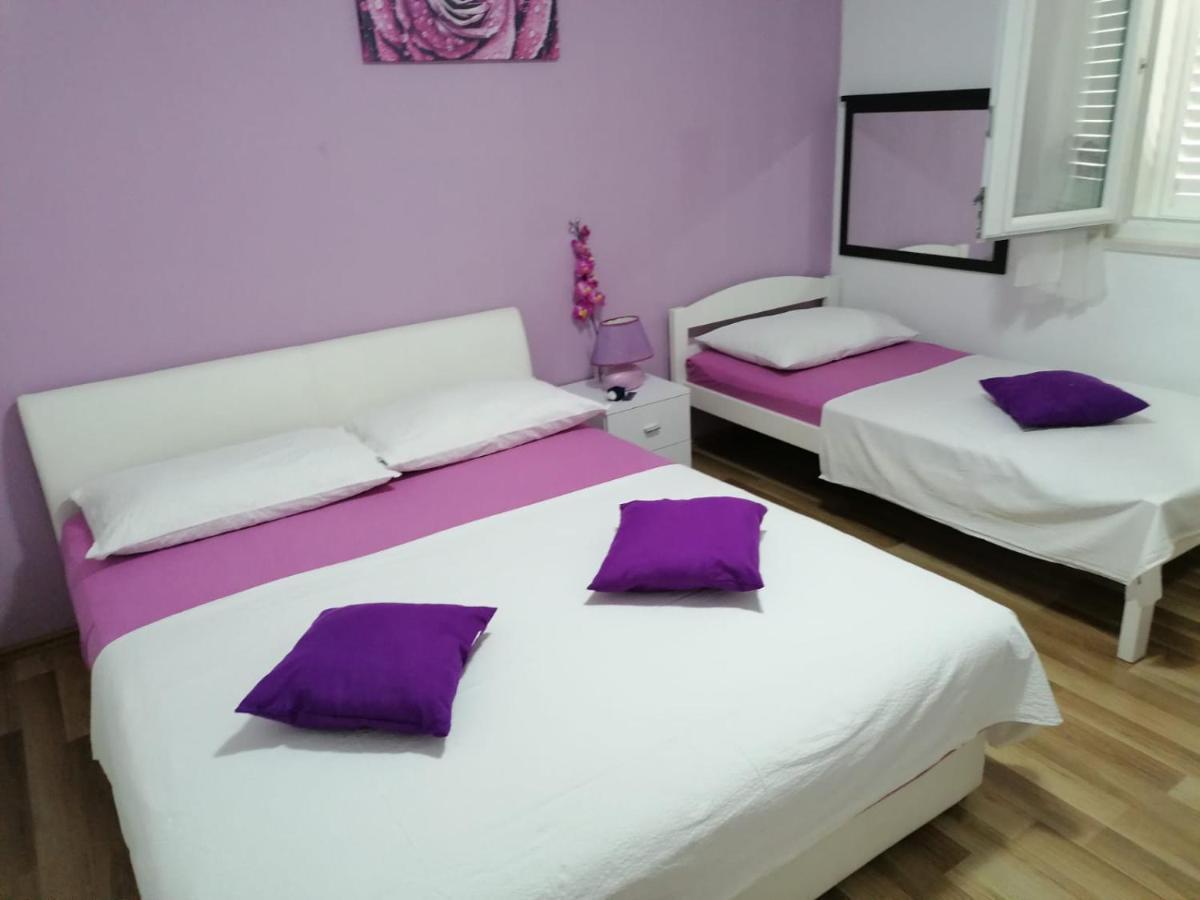 Apartment Slavica Трогир Екстериор снимка