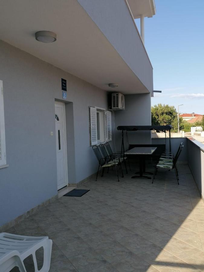 Apartment Slavica Трогир Екстериор снимка